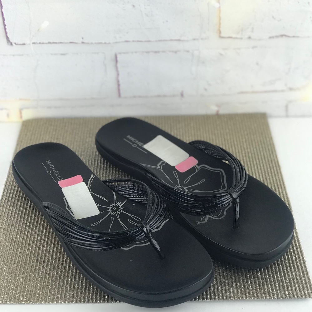 Michelle D- black Sandals sz10